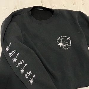 Black cropped Brandy Melville crewneck